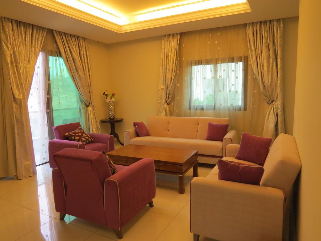 Le Noble Hotel Zouk El Kharab ภายนอก รูปภาพ