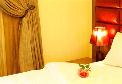 Le Noble Hotel Zouk El Kharab ภายนอก รูปภาพ